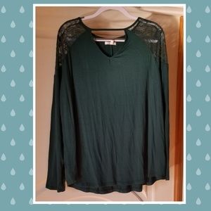 Maurices green 1x lace shoulder top 1